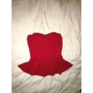 Cute little red strapless top!